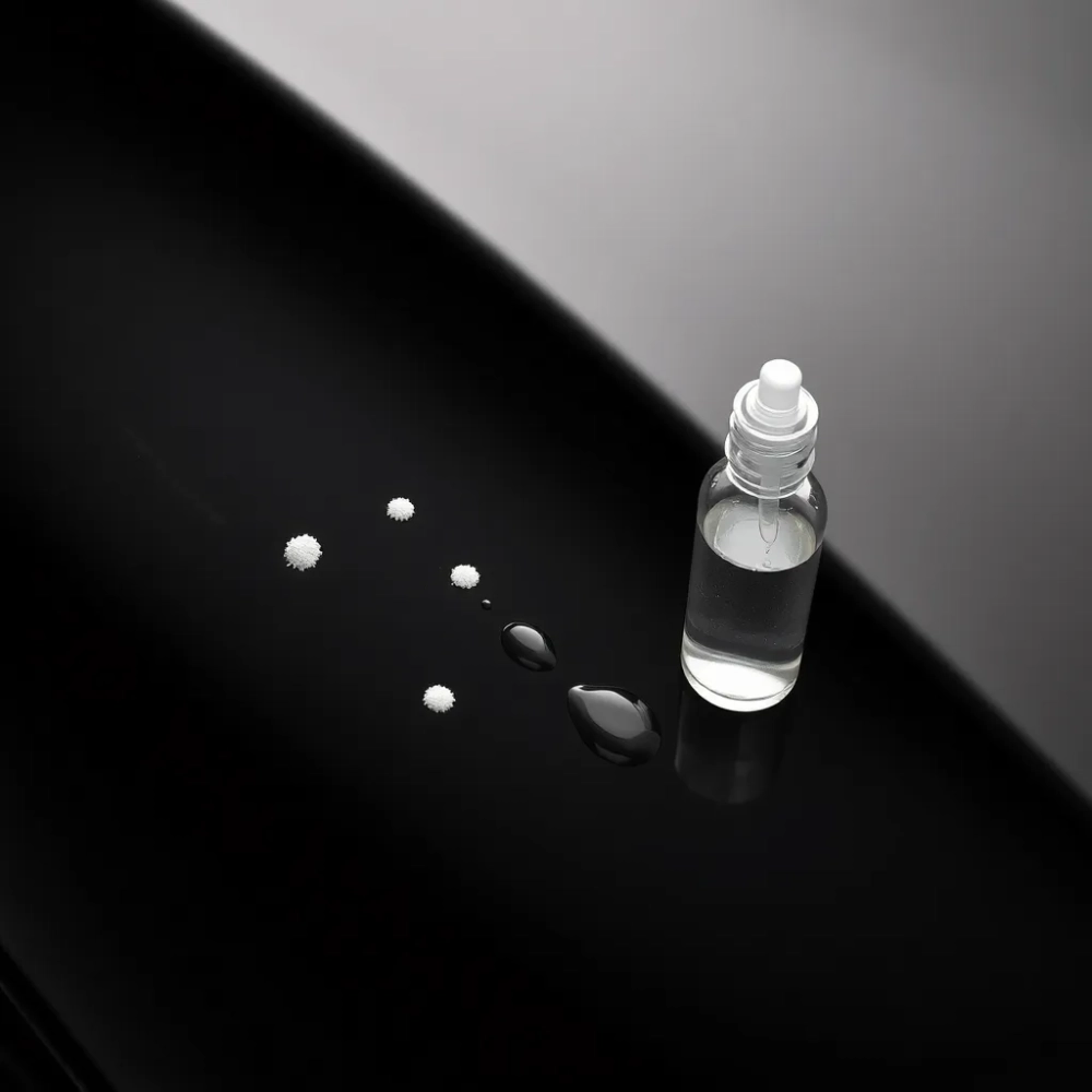 Czym zmyć lakier z samochodu