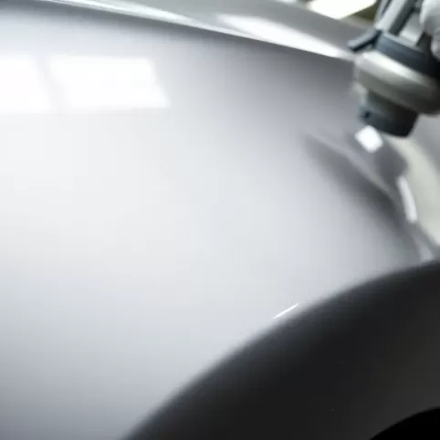 Cieniowanie lakieru na samochodzie