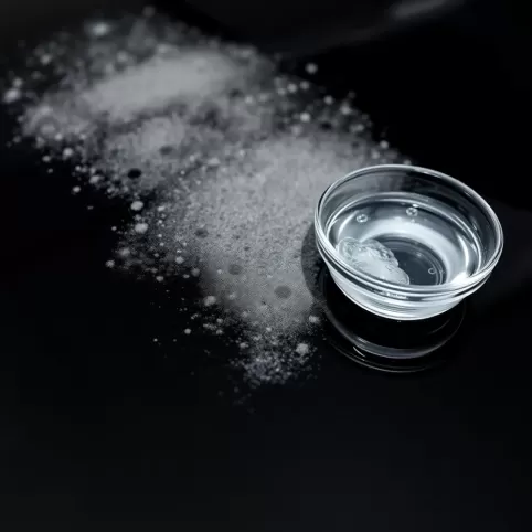 Czym zmyc podklad z lakieru