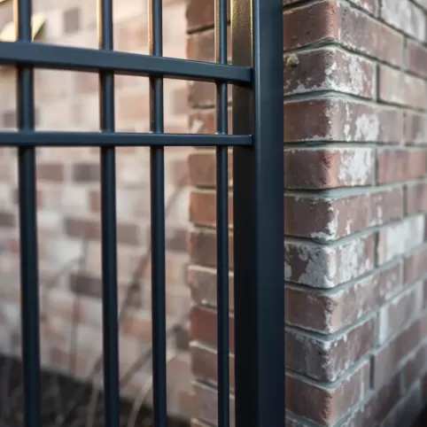 Farba antracyt do metalu