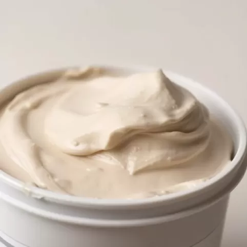 Gotowy klej do zatapiania siatki