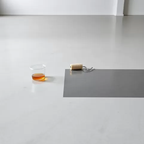 Jak przygotować posadzkę pod żywicę