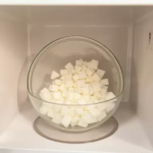 Jak roztopić wosk w mikrofalówce