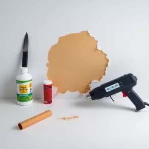 Jak usunąć farbę ceramiczną ze ściany