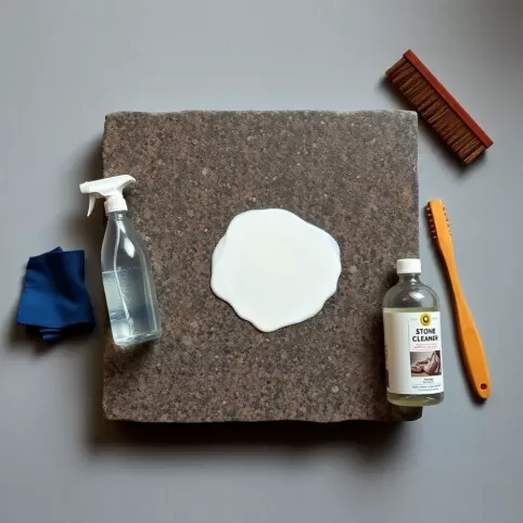 Jak usunąć wosk z kamienia