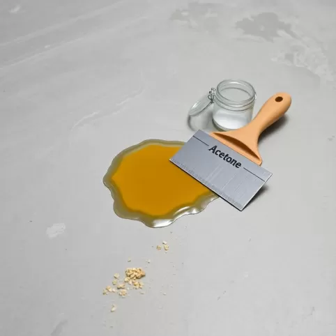 Jak usunąć żywicę epoksydową z podłogi