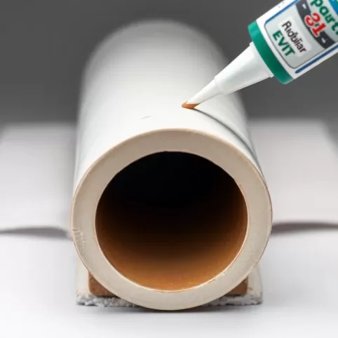 Jaki klej do komina systemowego