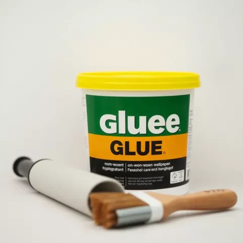 Jaki klej do tapet winylowych na flizelinie