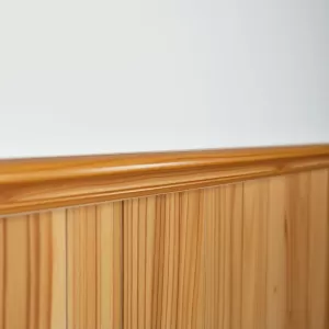 Lakier bezbarwny do boazerii