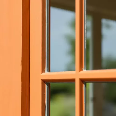 Polecana farba do okien drewnianych