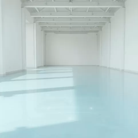 Przezroczysta żywica na podłogę