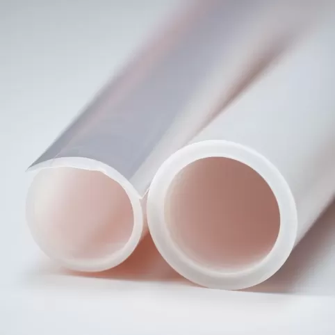 Rurka termokurczliwa z klejem czy bez