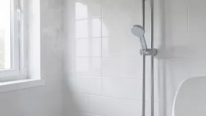 czy farba ceramiczna nadaje się do łazienki