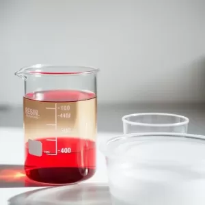Jak mieszać żywicę epoksydową z utwardzaczem