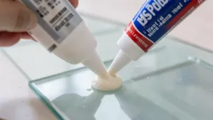 klej do płytek szklanych
