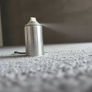 Klej do wykładzin dywanowych w sprayu